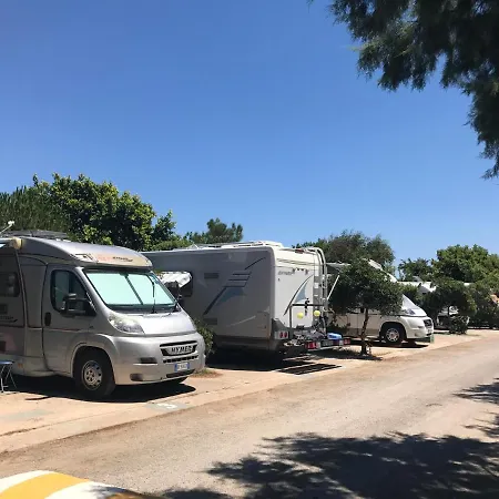 Simos Tents & * 엘라포니소스
