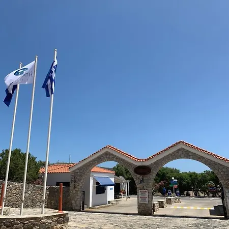 Simos & Parque de Campismo *