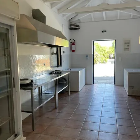 Simos & Κάμπινγκ