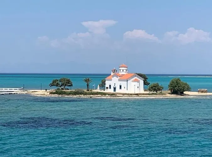 Simos & Κάμπινγκ Ελαφόνησος