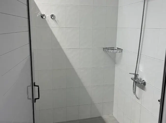 캠프장 Simos & 엘라포니소스